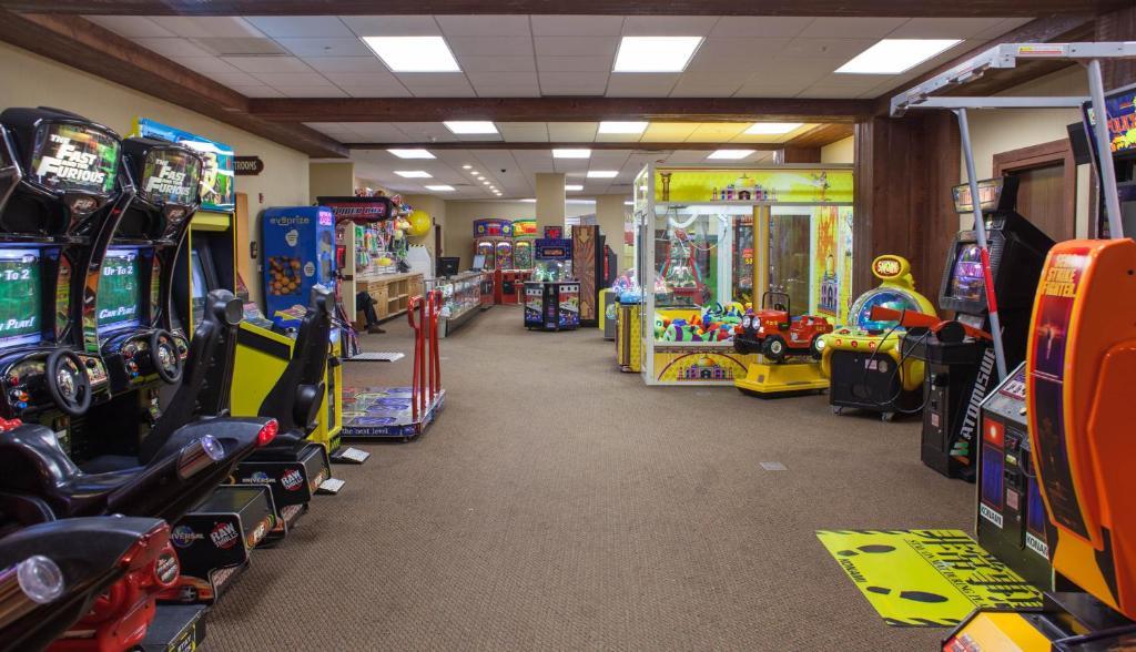 Club Wyndham Glacier Canyon Wisconsin Dells Bagian luar foto